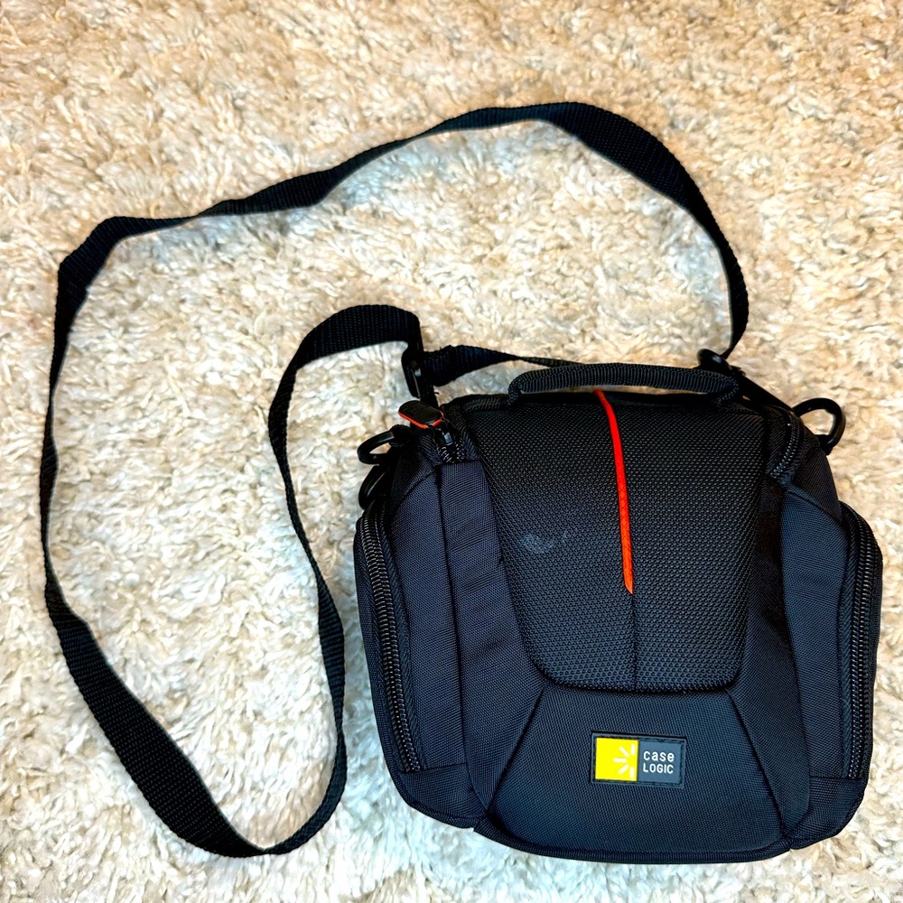 Case Logic Camera Case